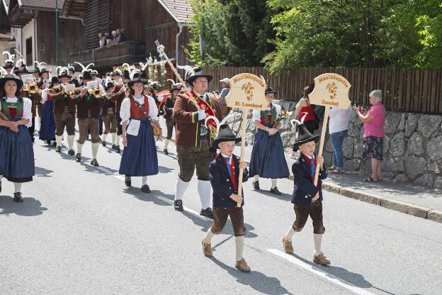 Taferlträger beim Bezirksmusikfest in Tarrenz - 09.07.2022