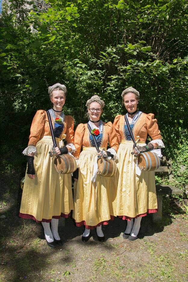 Marketenderinnen aus Kramsach beim Bezirksmusikfest in Rattenberg - 17.07.2022