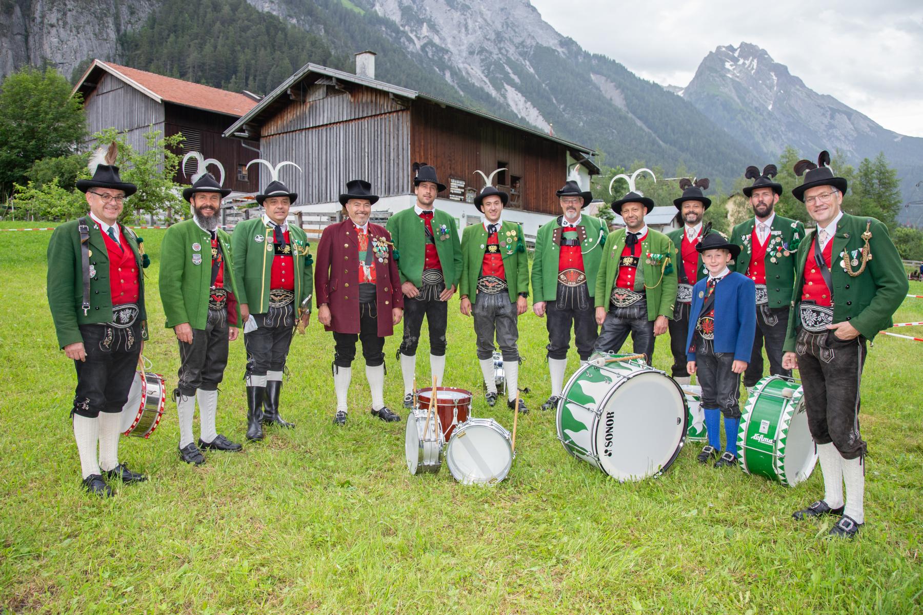 Bezirksschützenfest in Schnann am 30.06.